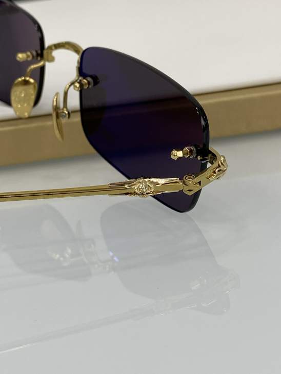 Picture of Chrome Hearts Sunglasses _SKUfw73376549fw